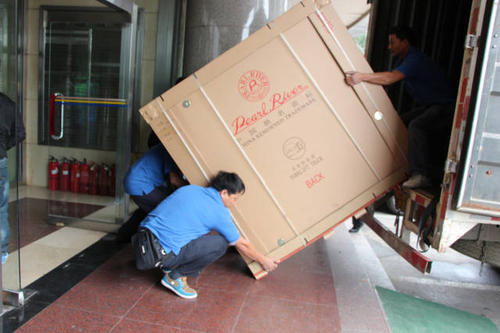 西湖钢琴贵重工艺品无忧运